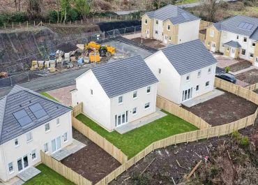 Heat pumps or heat networks for almost all new homes from 2028